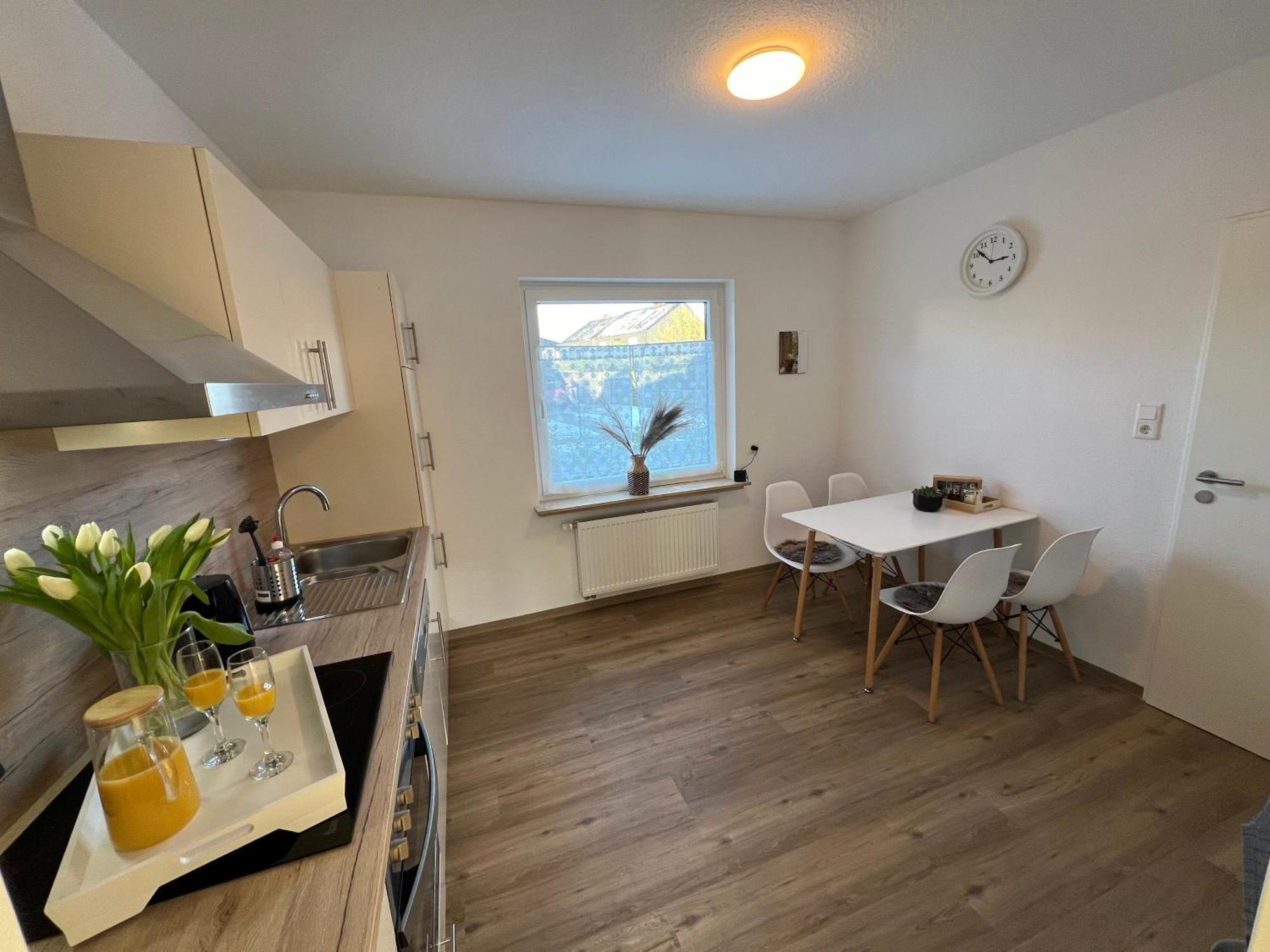 Appartements Zum Weissen Hahn 바트즈위스케나흔 외부 사진
